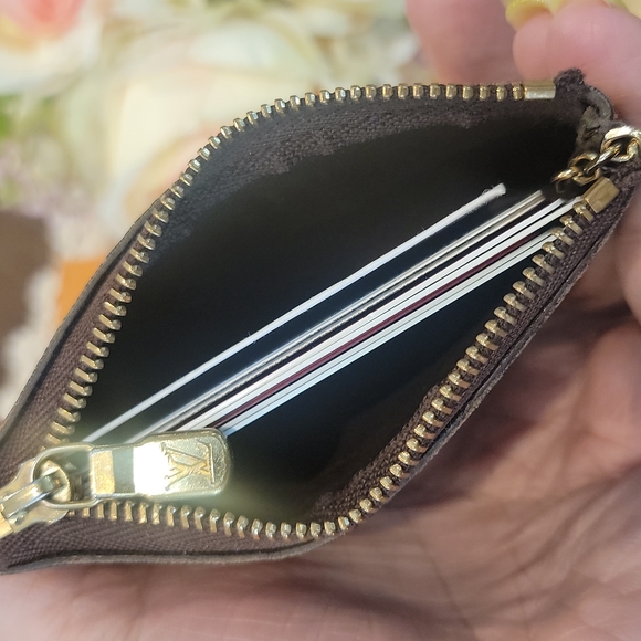 Authentic Louis Vuitton Damier key cles - Picture 6 of 9